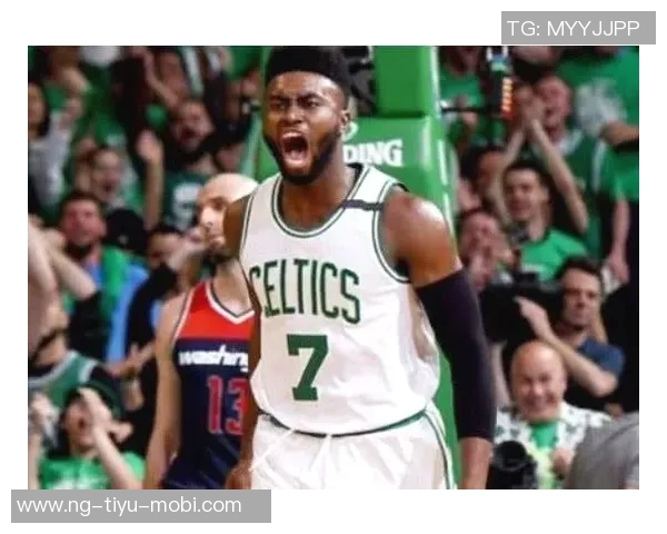 杰伦布朗引领绿军逆袭表现超东契奇应当入选一阵